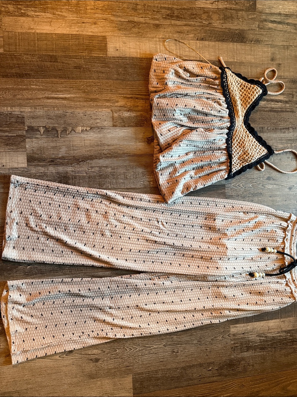 The Greii Cream Lounge Set - Cream with Black Accent….NWOT
